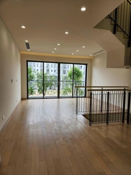 Cho thuê nhà mới cứng 100% tại The Manor Nguyễn Xiển 75m2 x 5 tầng giá 30 triệu